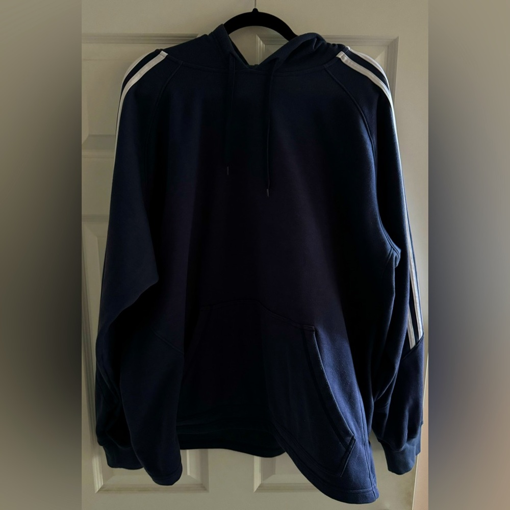 🔥 Adidas NBA 2XL Hoodie - Street Ready, Game On 🔥